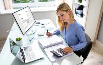 استخدام حسابدار یا خرید نرم افزار حسابداری کدام بهتر است؟
